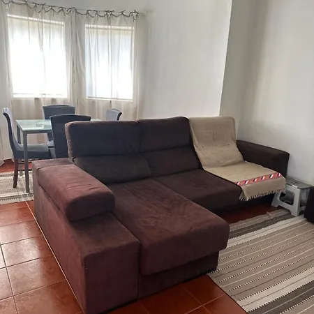 Em Apartamento *